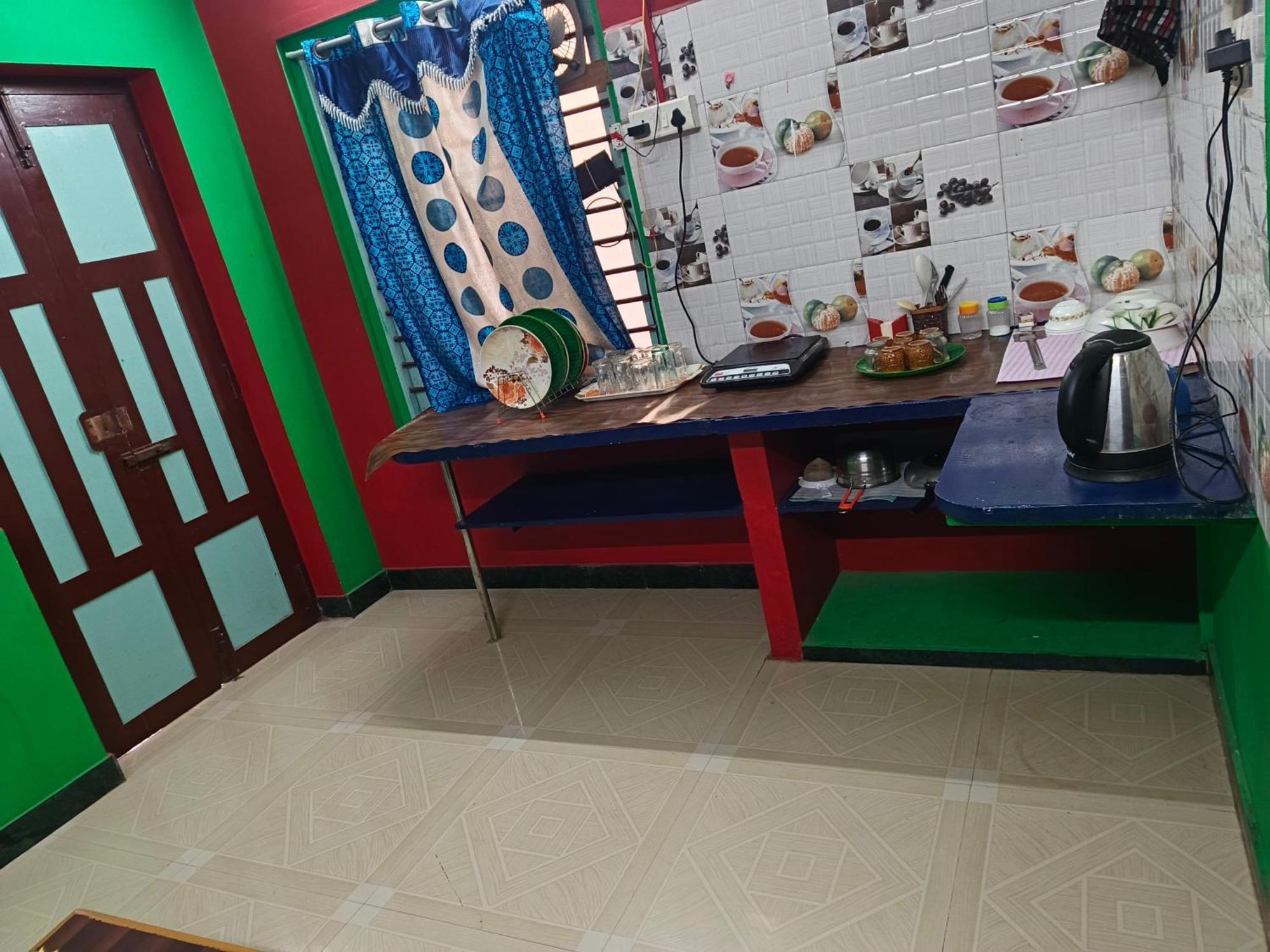 Blue Waves Homestay 퐁디셰리 외부 사진